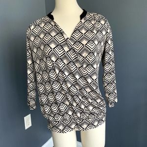 New York & Co. black and tan surplice top